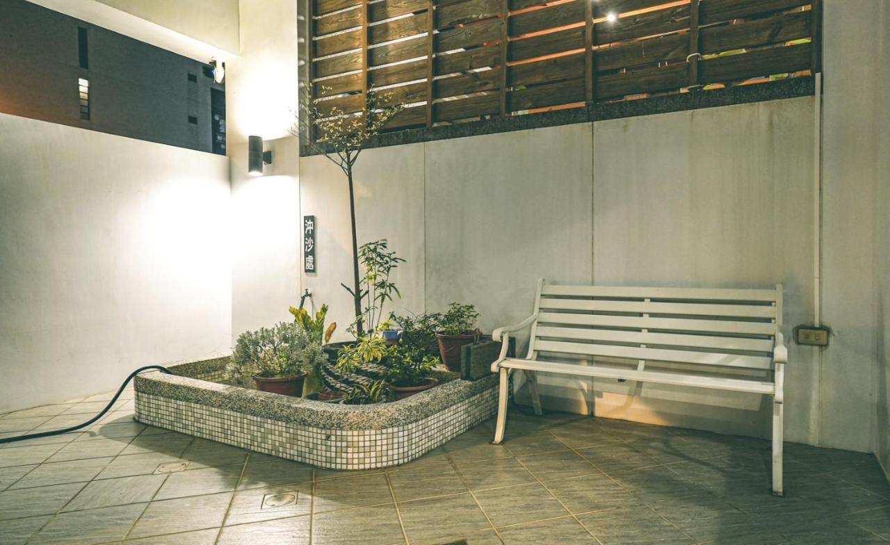 Kenting True Color Hostel Hengchun Old Town Exterior foto