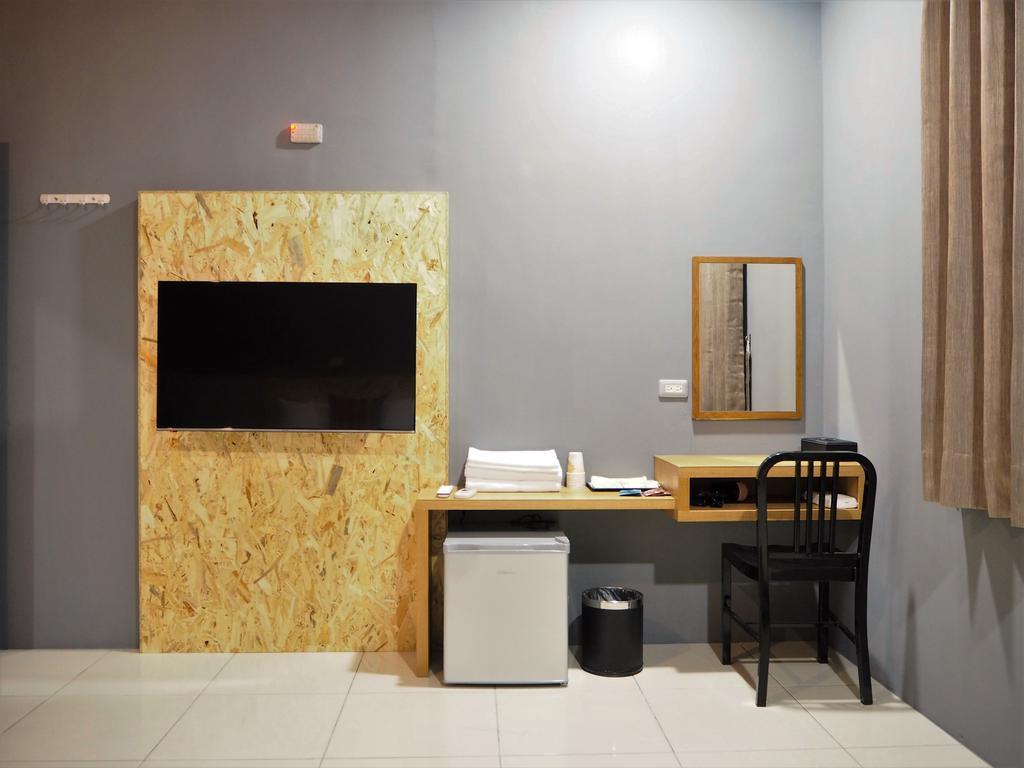 Kenting True Color Hostel Hengchun Old Town Exterior foto