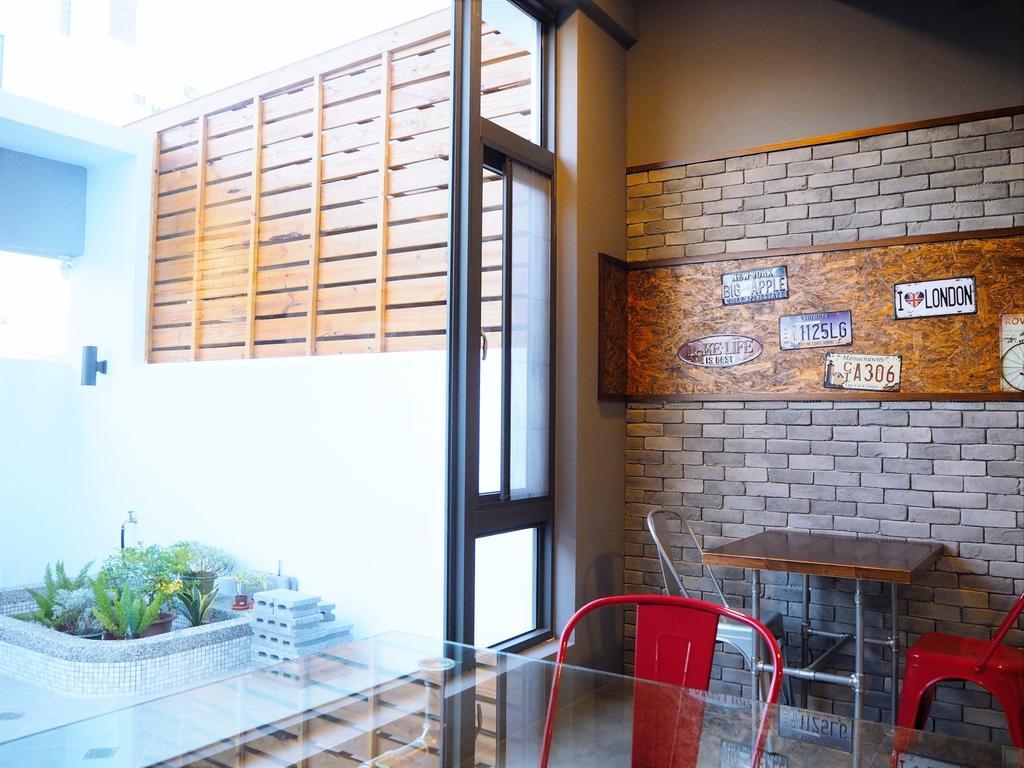Kenting True Color Hostel Hengchun Old Town Exterior foto