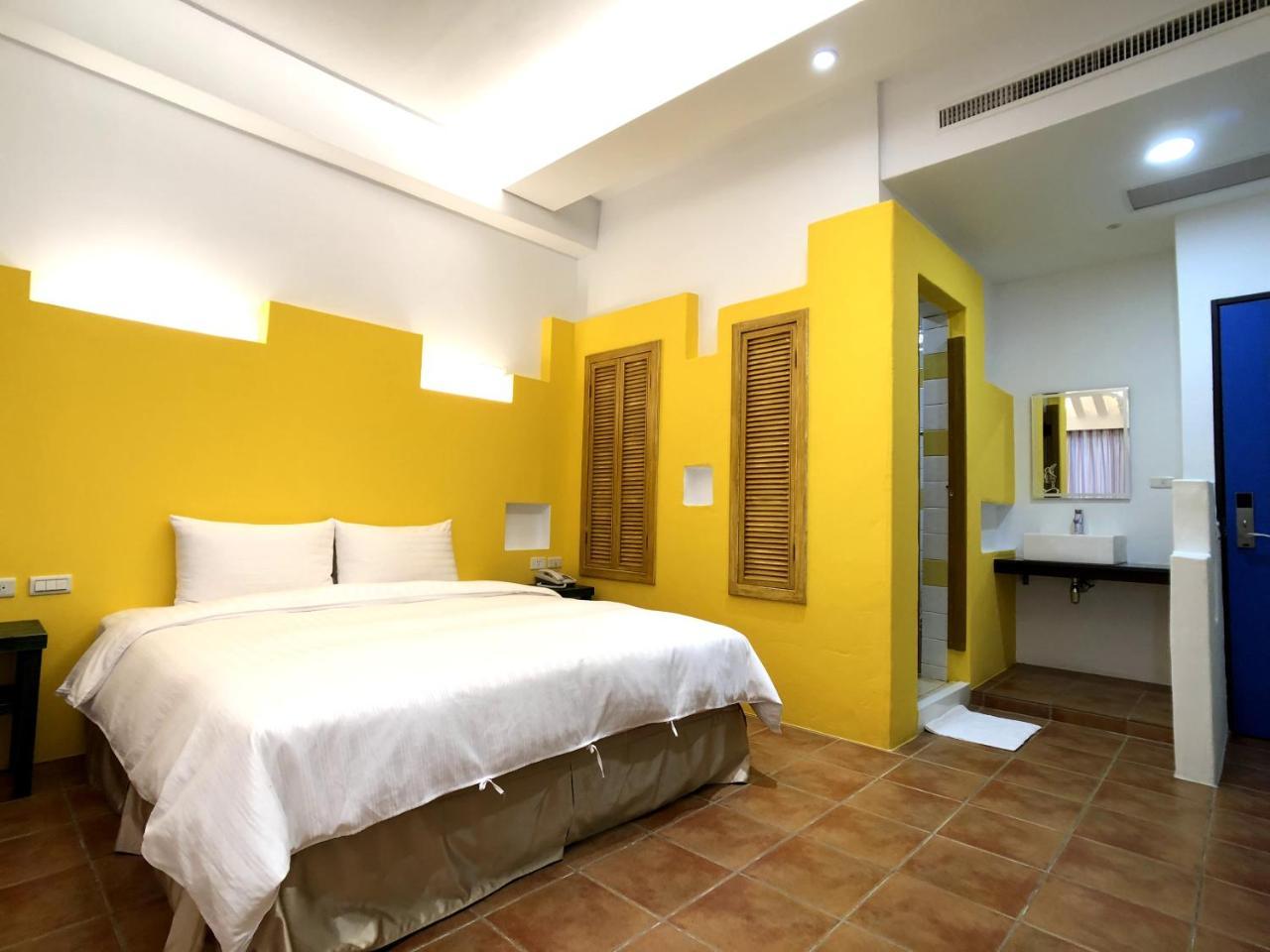 Kenting True Color Hostel Hengchun Old Town Exterior foto