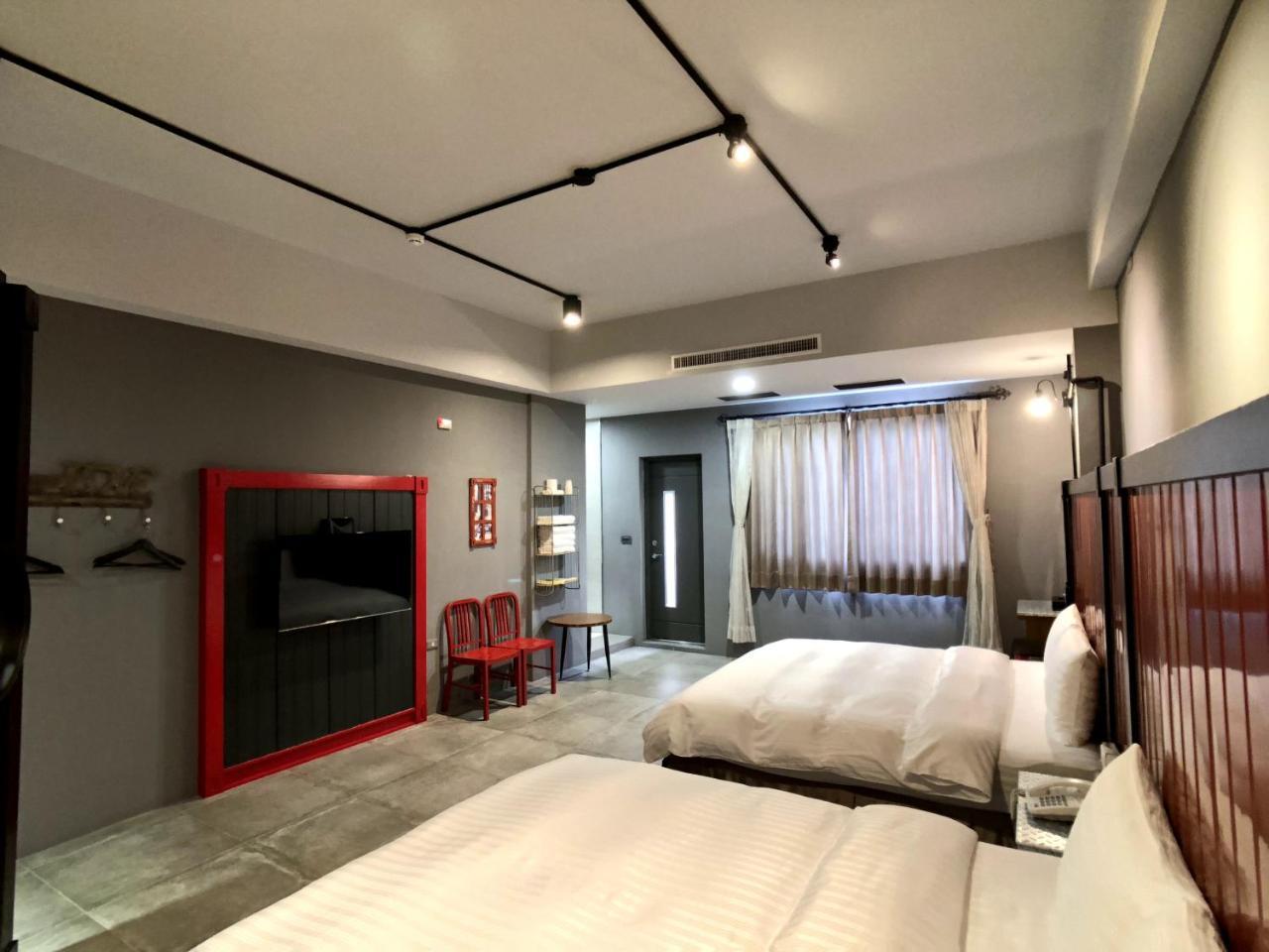 Kenting True Color Hostel Hengchun Old Town Exterior foto